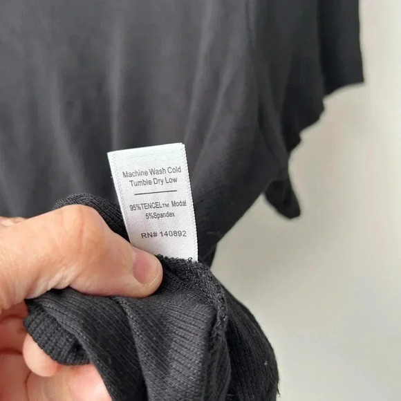 Marine Layer ribbed tense black shirt - Picture 8 of 9